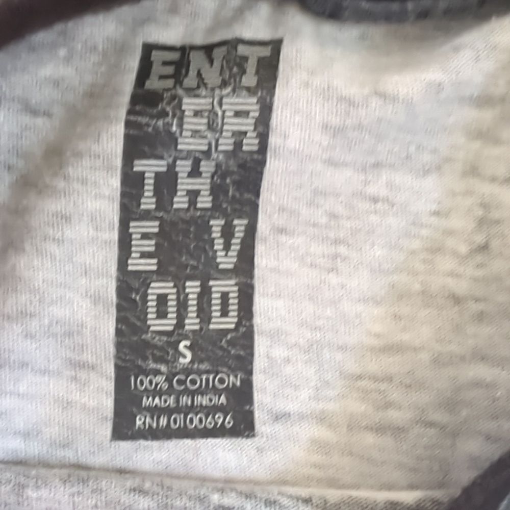 Enter the Void Short Sleeves Tee Shirt Size Small - Picture 4 of 4